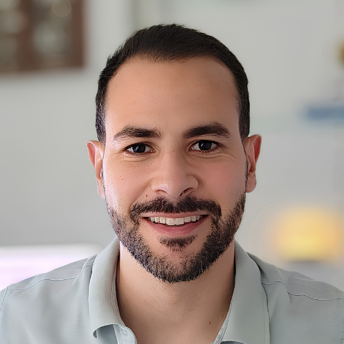 Jorge Mantilla, founder of GoMapFront